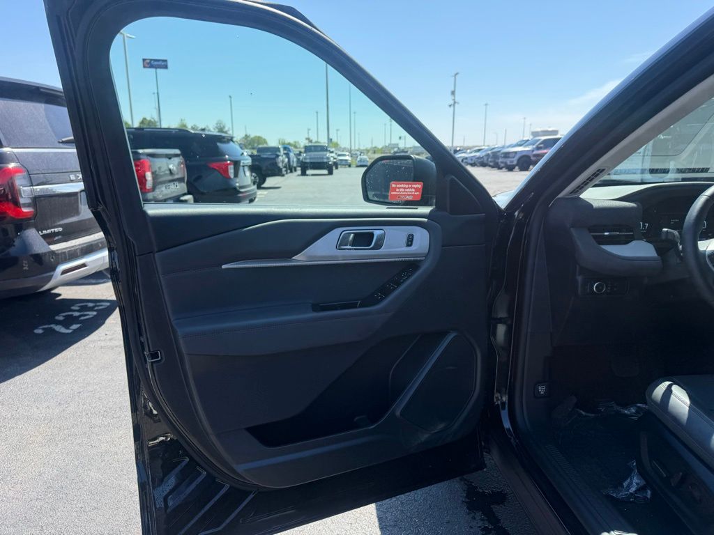 New 2026 Ford Explorer - photo 12