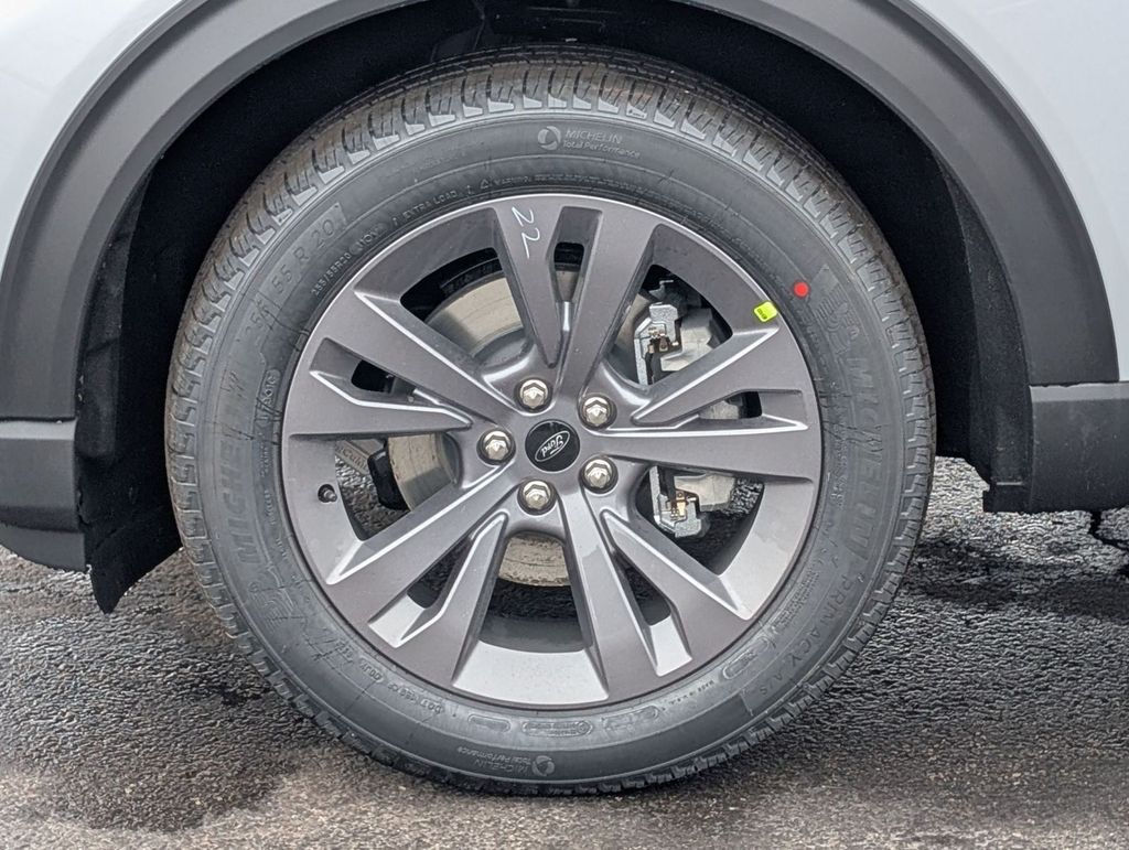 New 2026 Ford Explorer - photo 18