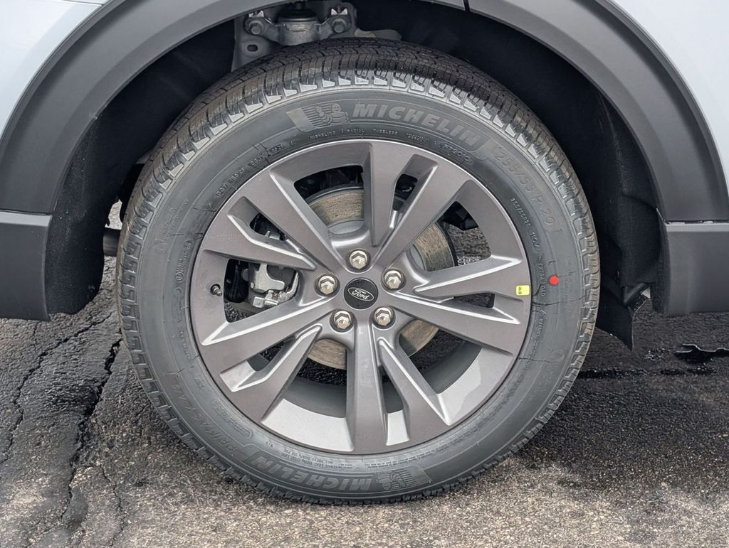 New 2026 Ford Explorer - photo 20