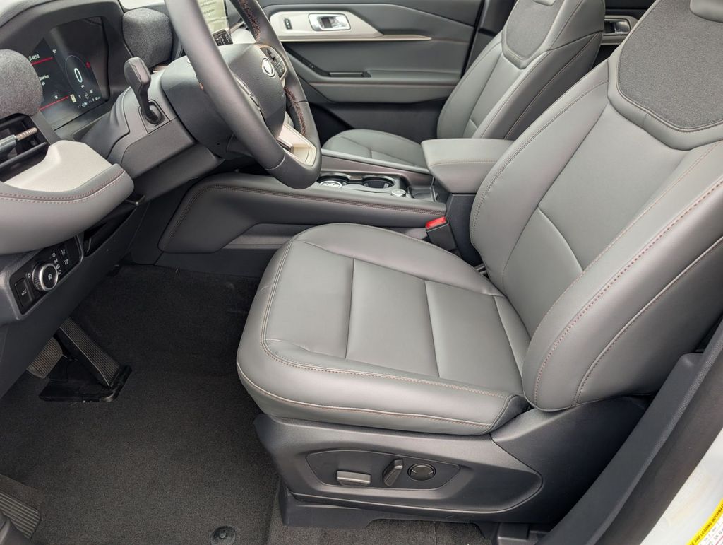 New 2026 Ford Explorer - photo 25