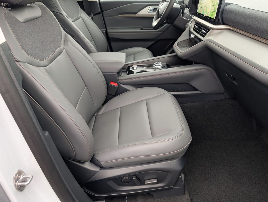 New 2026 Ford Explorer - photo 54
