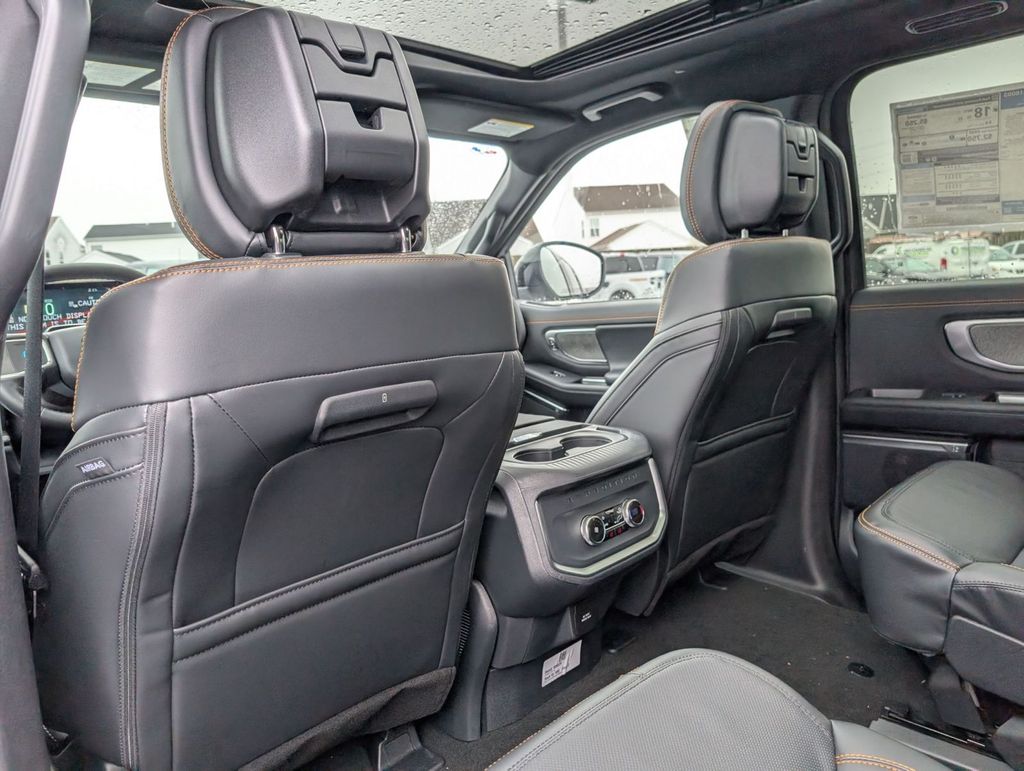 New 2026 Ford Expedition - photo 48