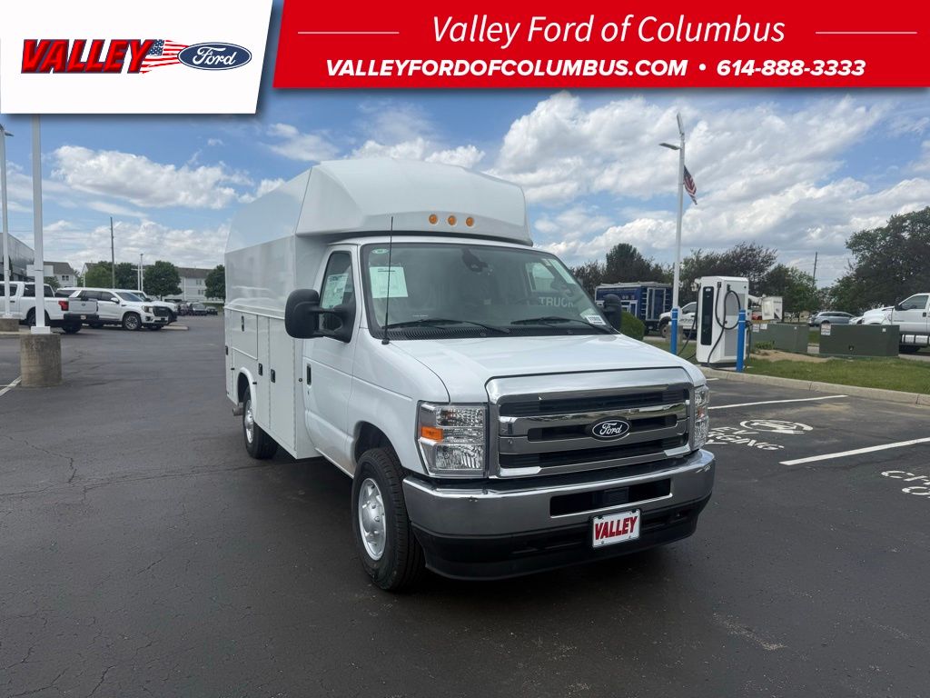 New 2026 Ford E-350 - photo 1