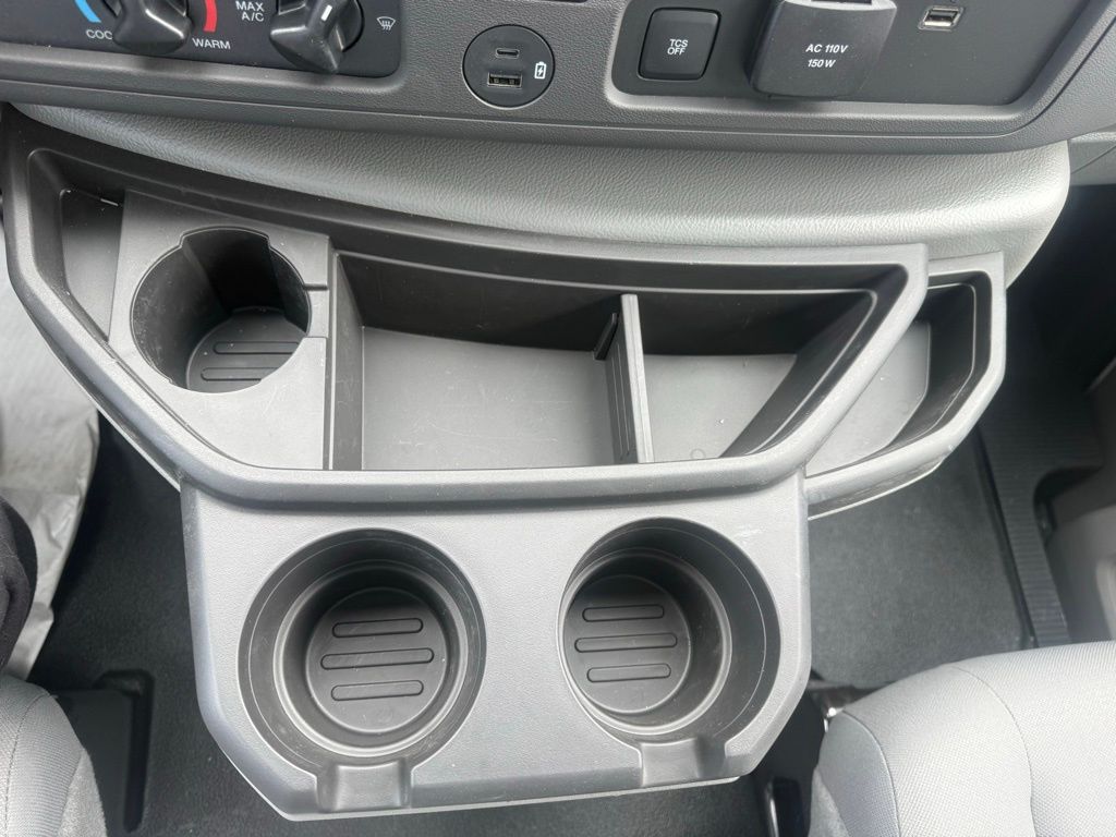 New 2026 Ford E-350 - photo 25