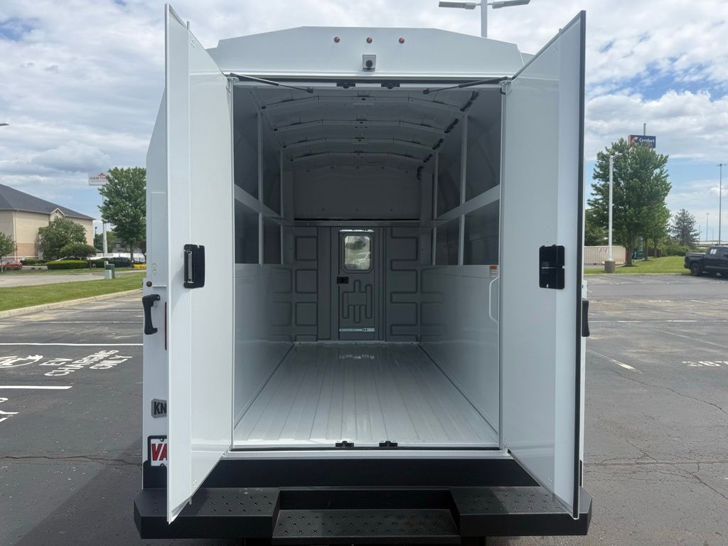 New 2026 Ford E-350 - photo 44