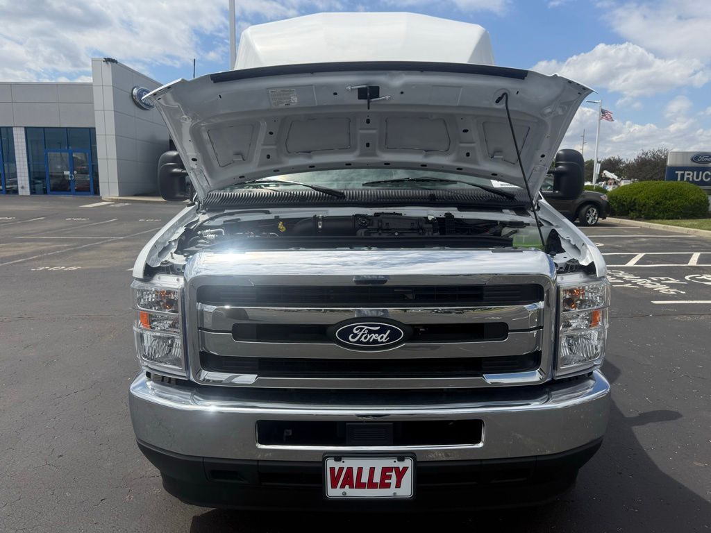 New 2026 Ford E-350 - photo 64