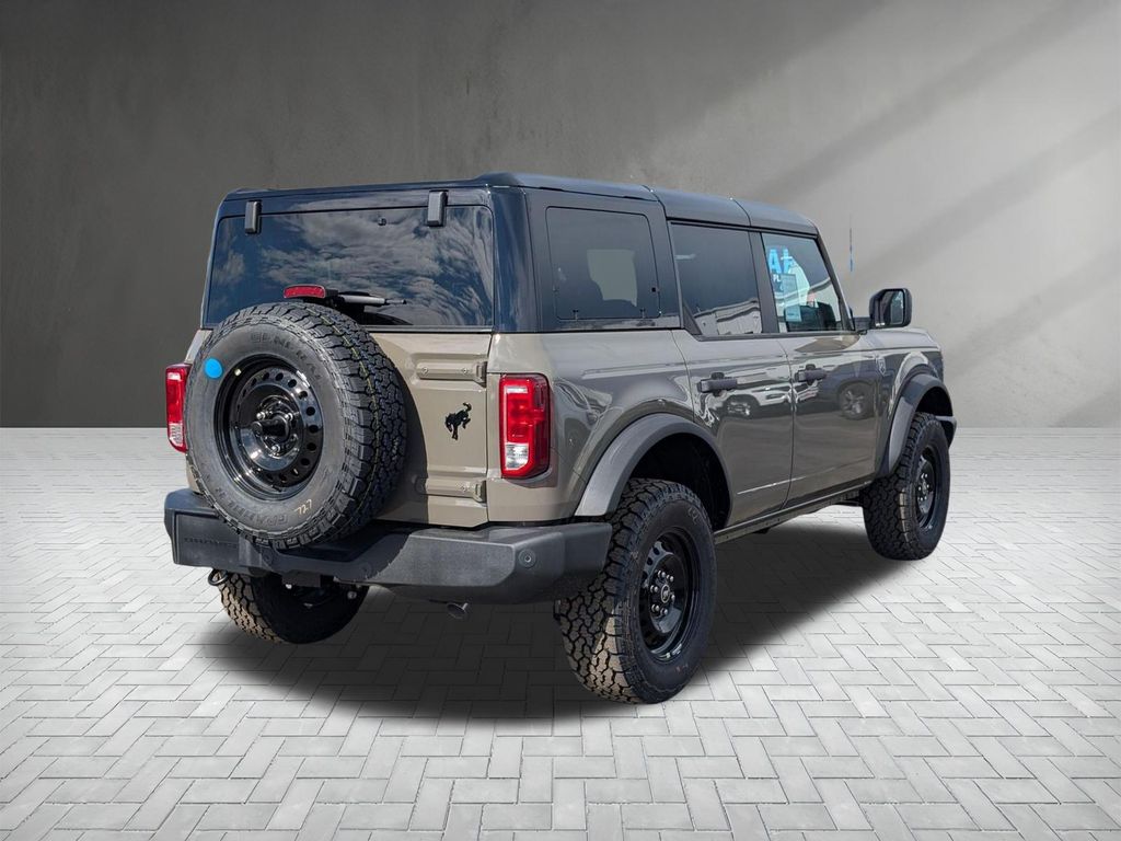 New 2026 Ford Bronco - photo 2