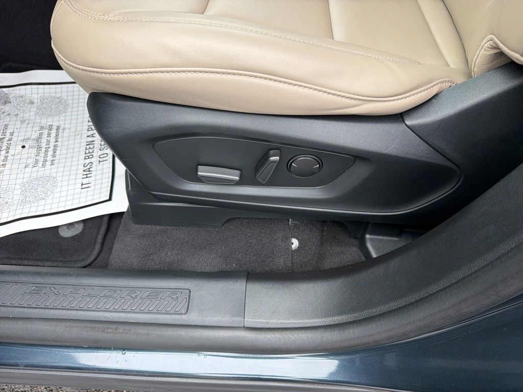 Used 2023 Ford Explorer - photo 28