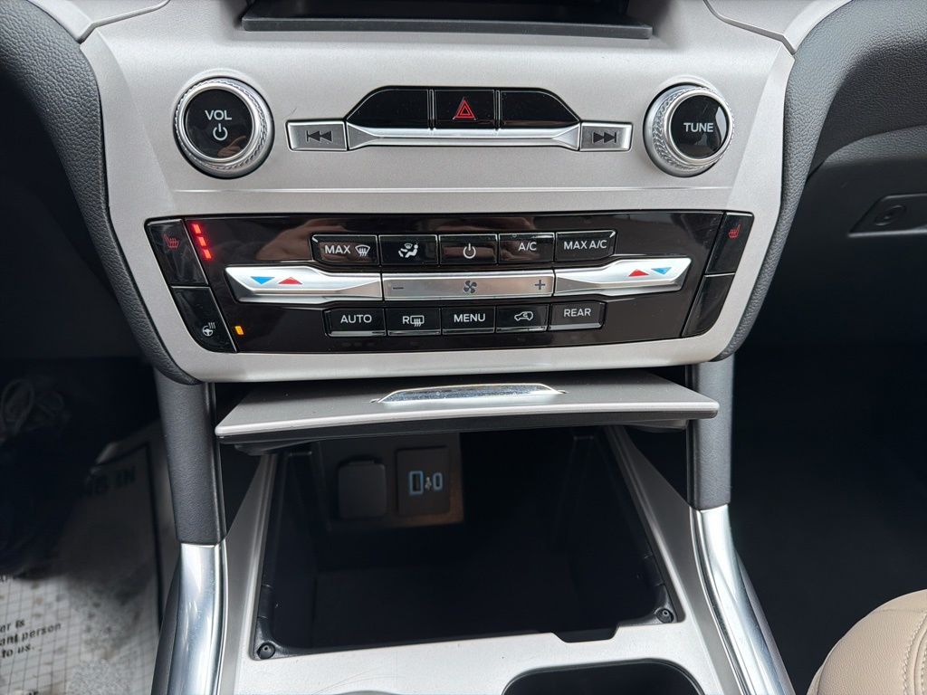 Used 2023 Ford Explorer - photo 31