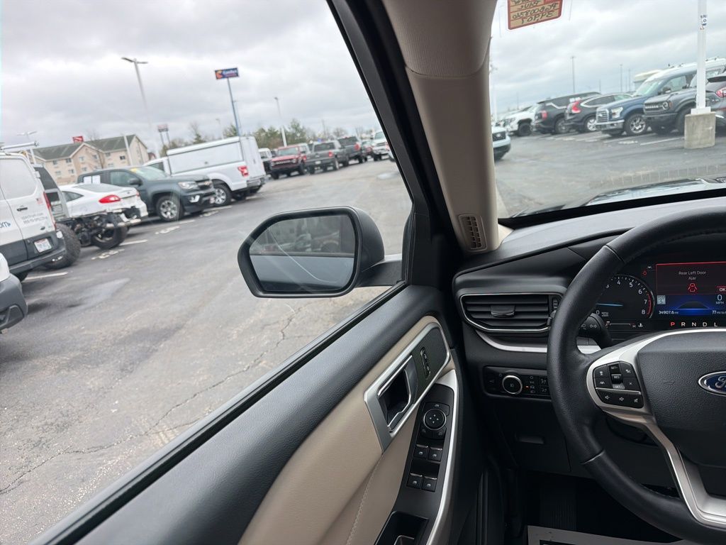Used 2023 Ford Explorer - photo 7