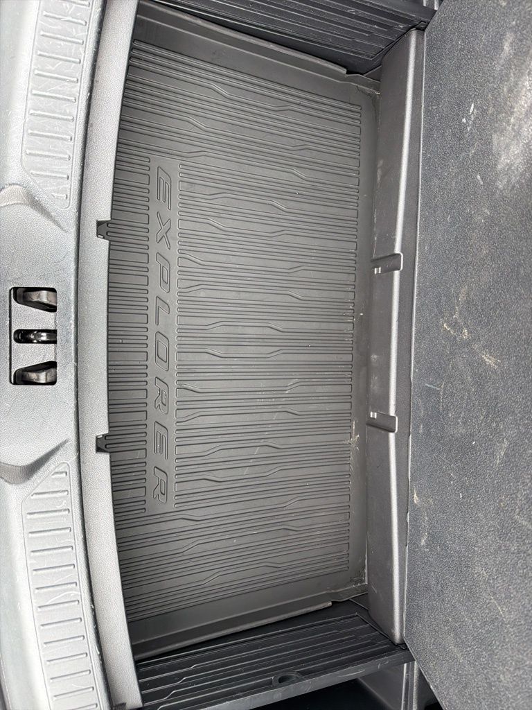 Used 2023 Ford Explorer - photo 48