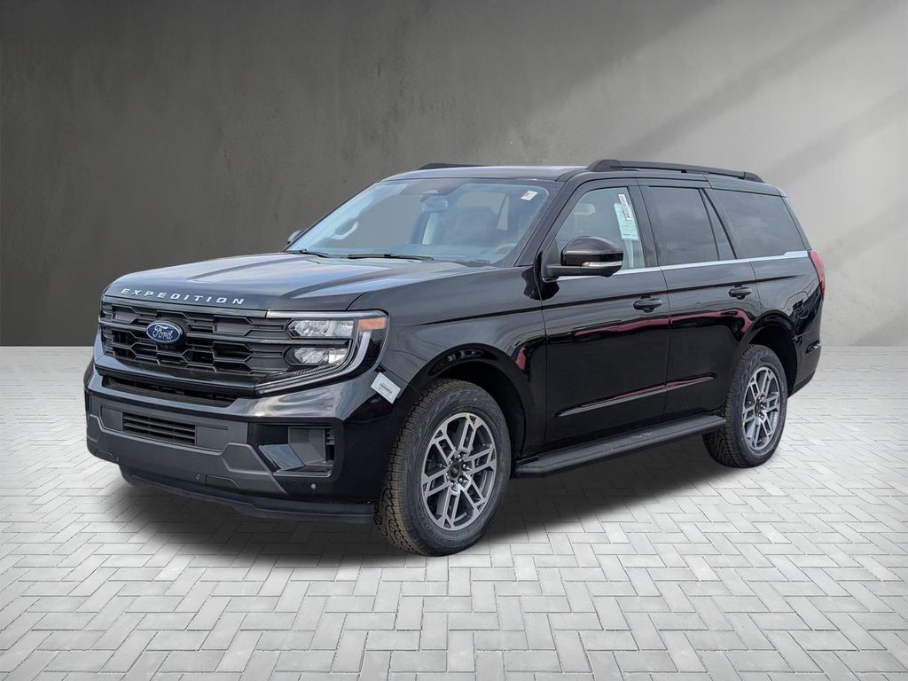New 2026 Ford Expedition - photo 2