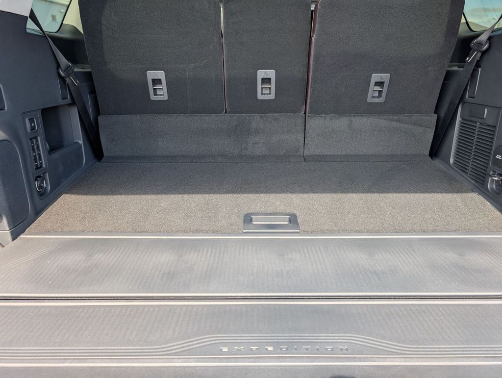 New 2026 Ford Expedition - photo 22