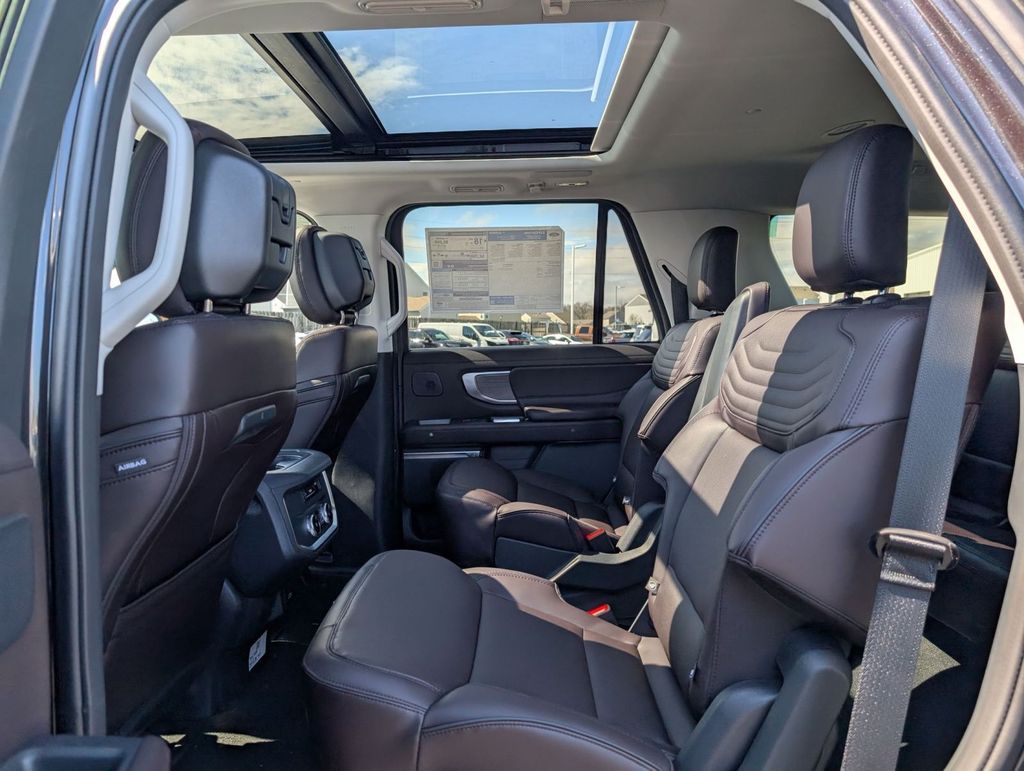 New 2026 Ford Expedition - photo 54