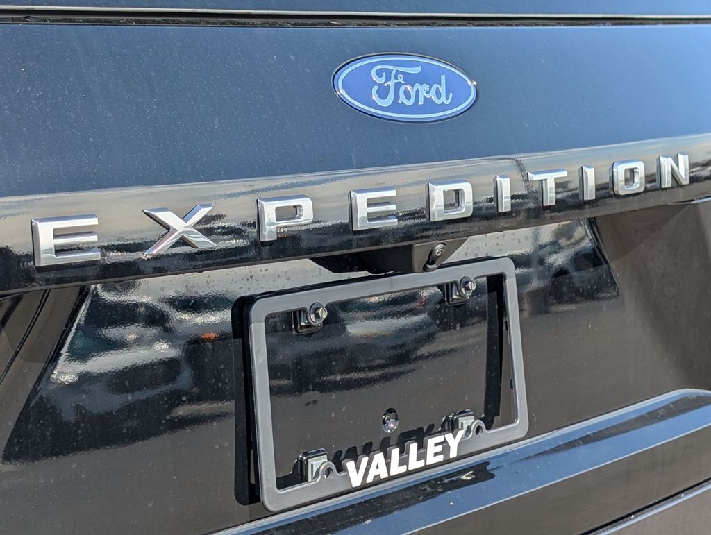 New 2026 Ford Expedition - photo 16