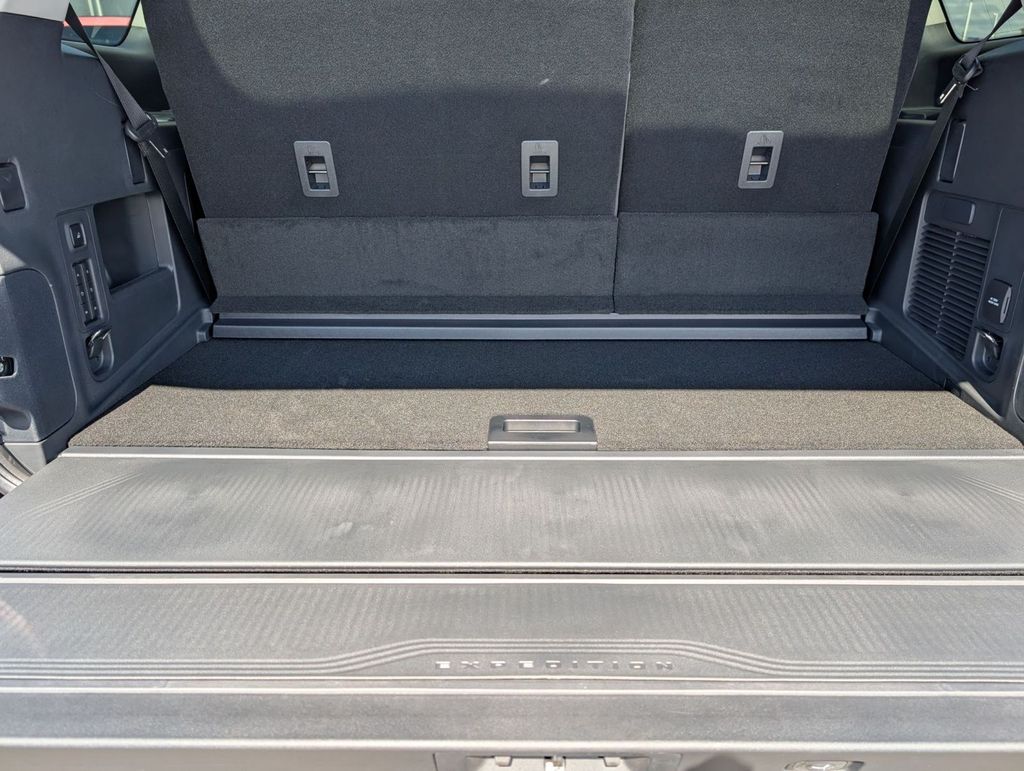 New 2026 Ford Expedition - photo 22