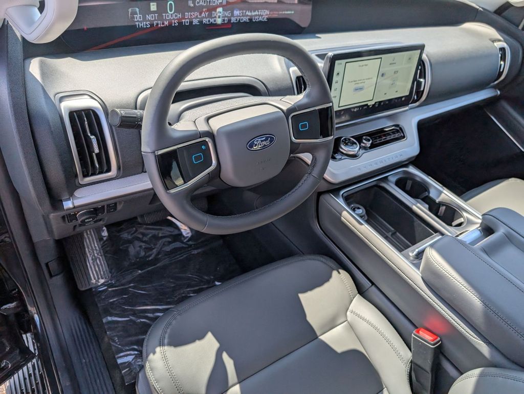 New 2026 Ford Expedition - photo 28