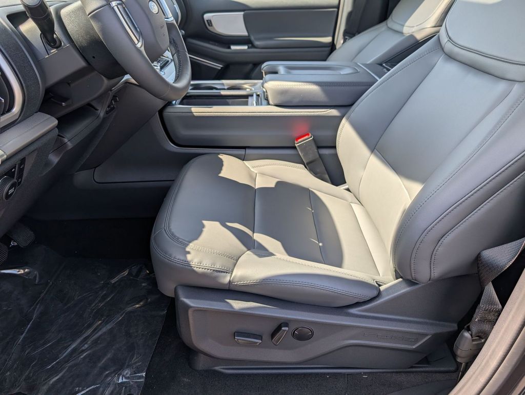 New 2026 Ford Expedition - photo 29