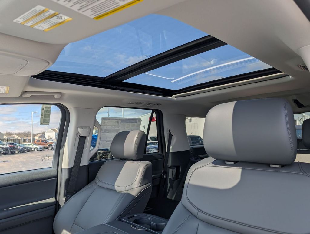 New 2026 Ford Expedition - photo 7