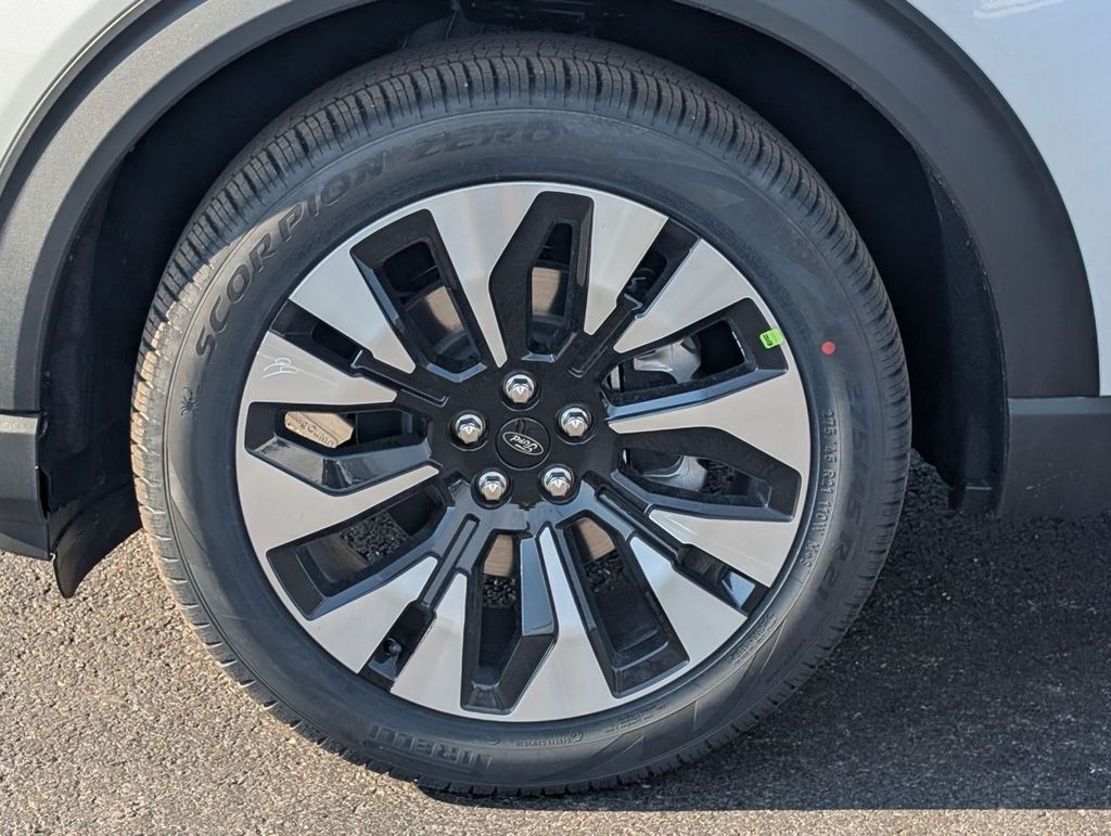 New 2026 Ford Explorer - photo 18