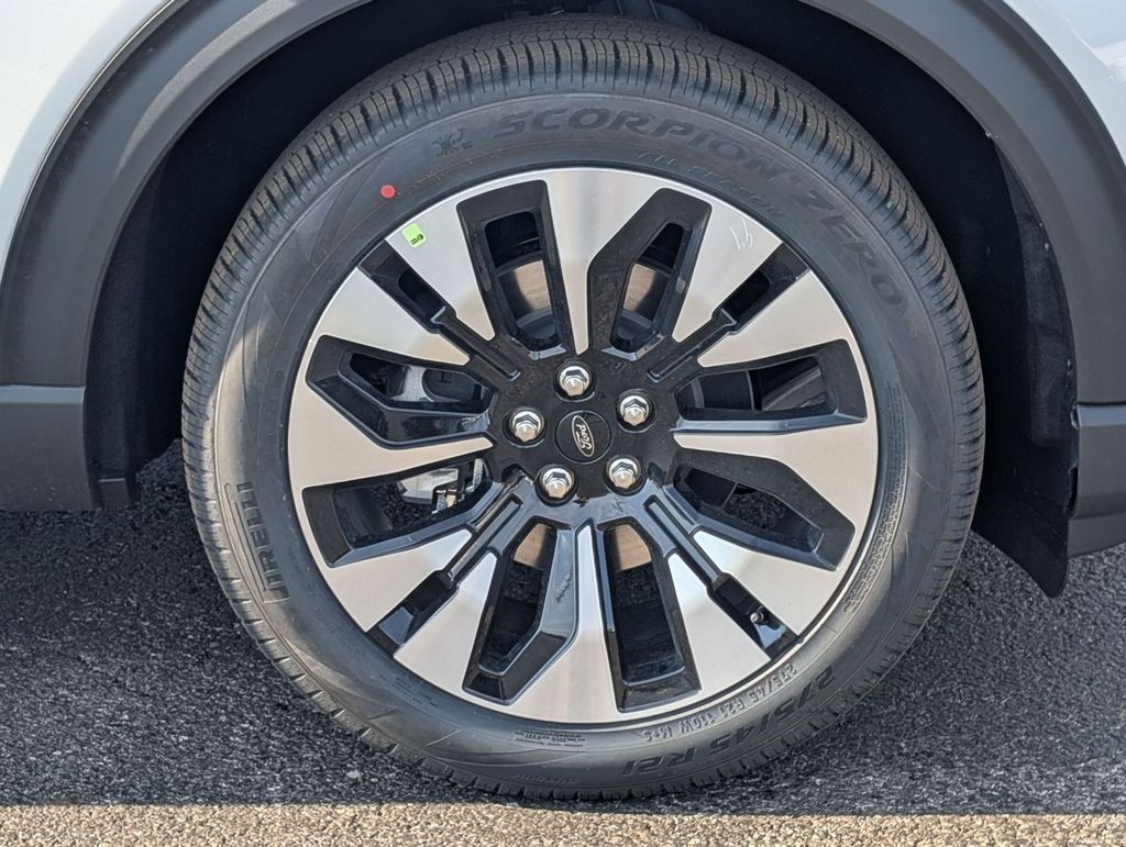New 2026 Ford Explorer - photo 21