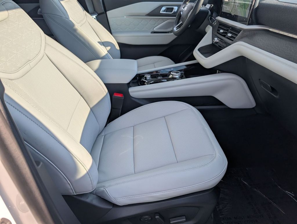 New 2026 Ford Explorer - photo 54