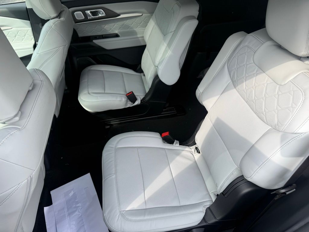 New 2026 Ford Explorer - photo 30
