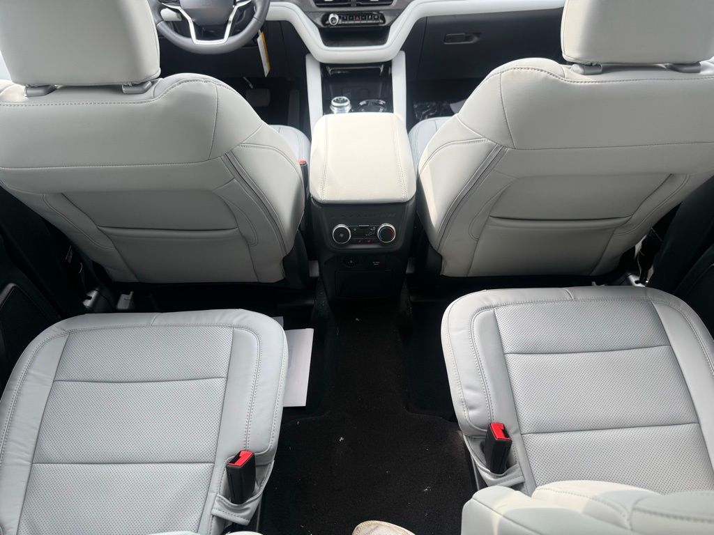 New 2026 Ford Explorer - photo 42