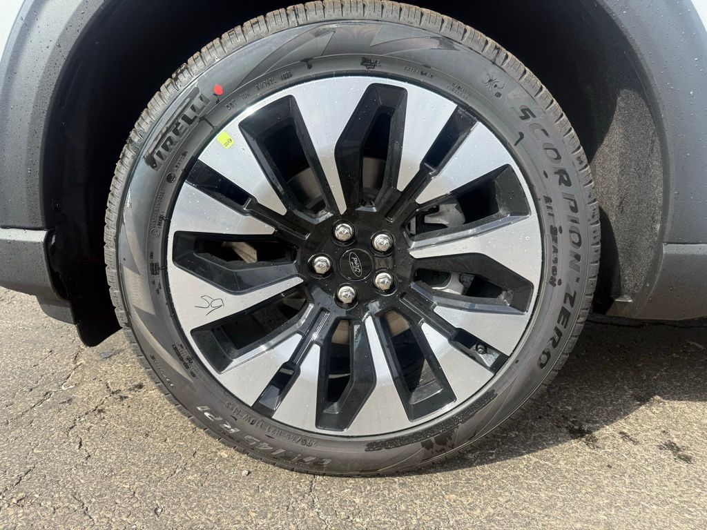 New 2026 Ford Explorer - photo 11