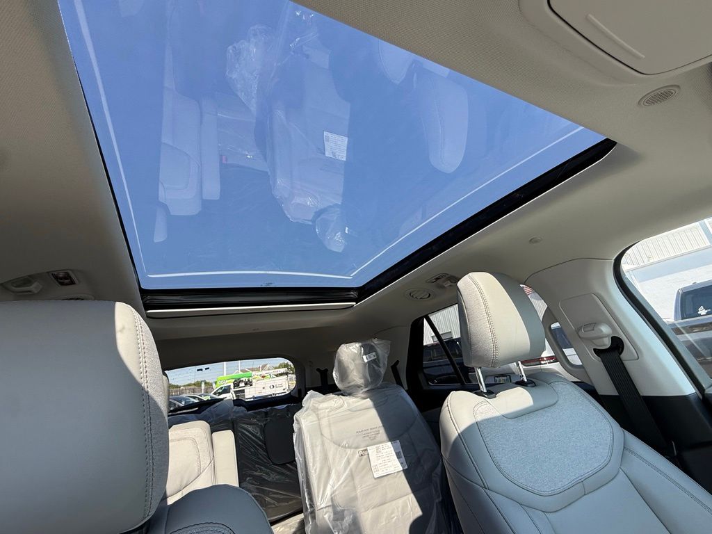 New 2026 Ford Explorer - photo 60