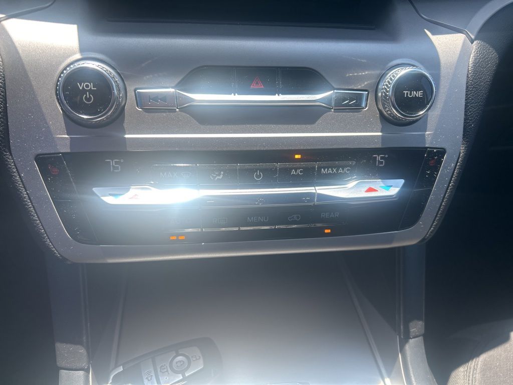 Used 2021 Ford Explorer - photo 18