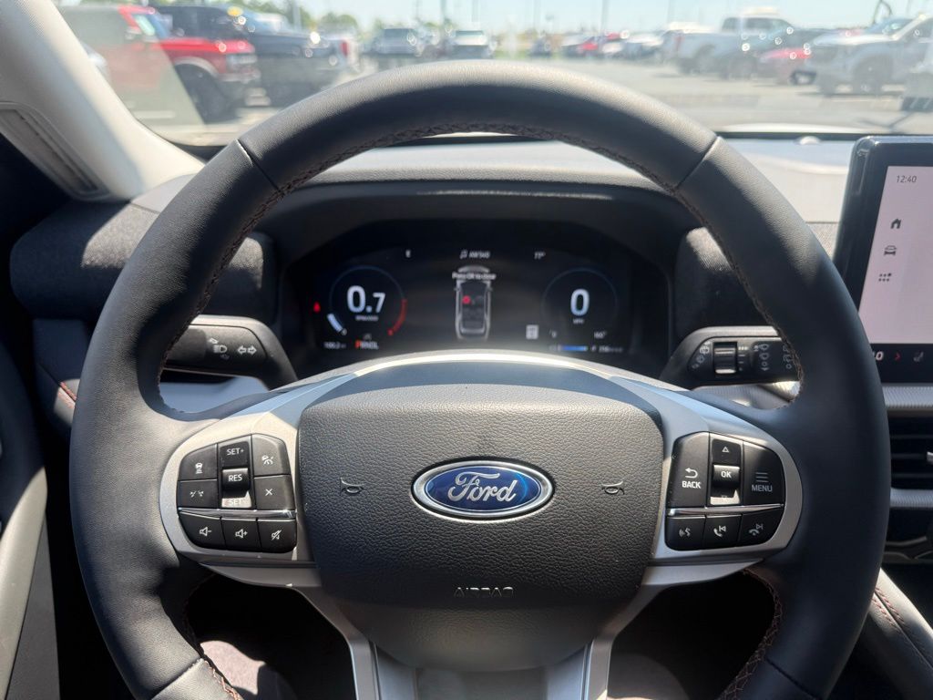 New 2026 Ford Explorer - photo 18