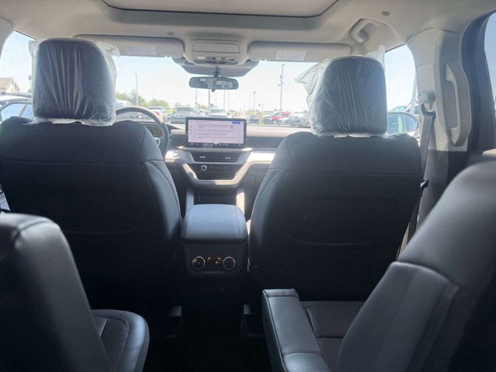 New 2026 Ford Explorer - photo 43