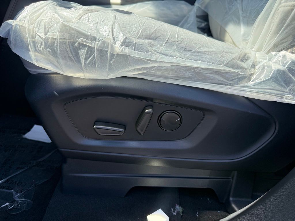 New 2026 Ford Explorer - photo 16