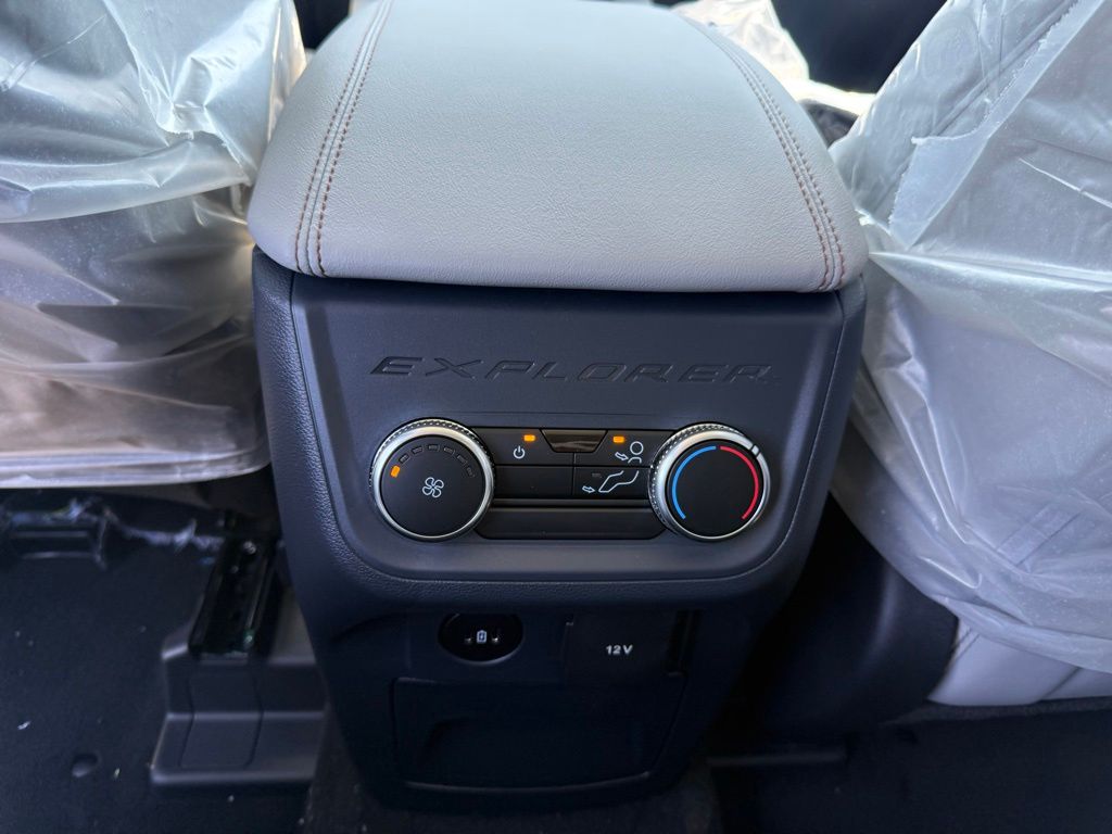 New 2026 Ford Explorer - photo 35