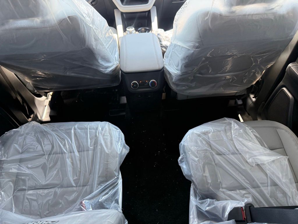 New 2026 Ford Explorer - photo 44