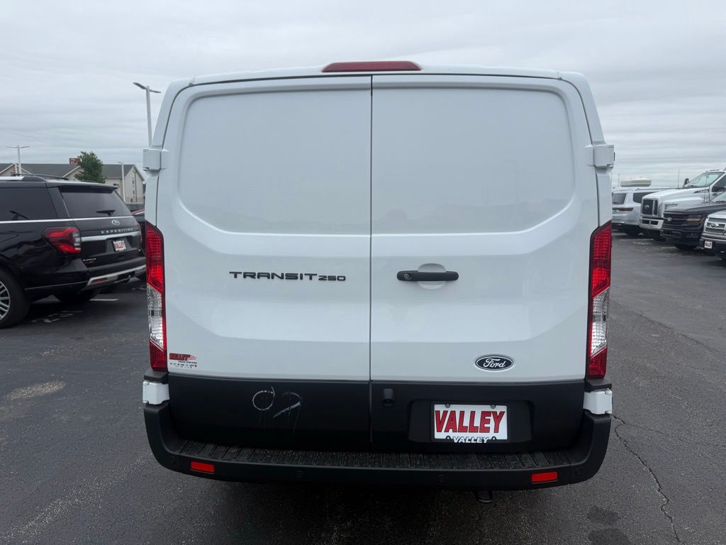 New 2026 Ford Transit 250 - photo 8