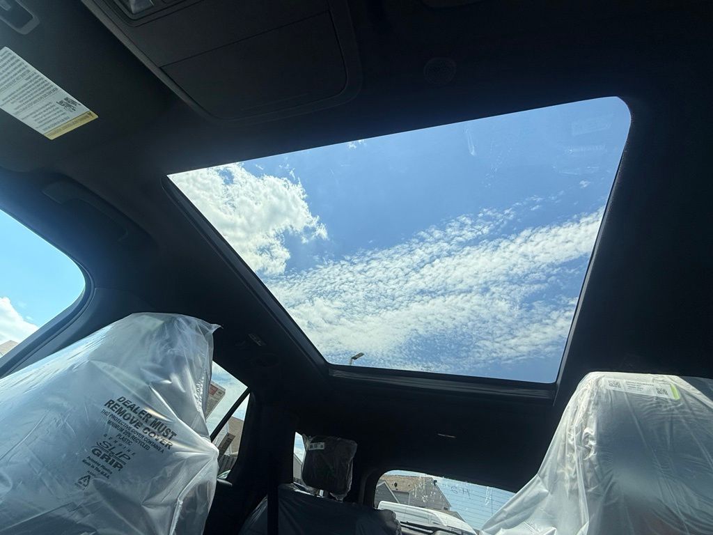 New 2026 Ford Explorer - photo 31
