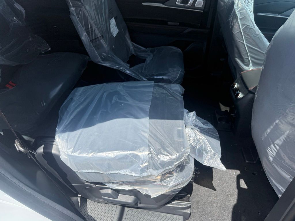 New 2026 Ford Explorer - photo 52