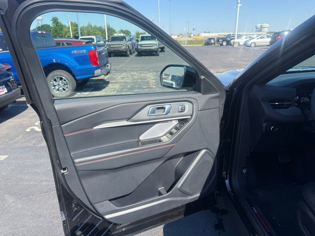 New 2026 Ford Explorer - photo 13