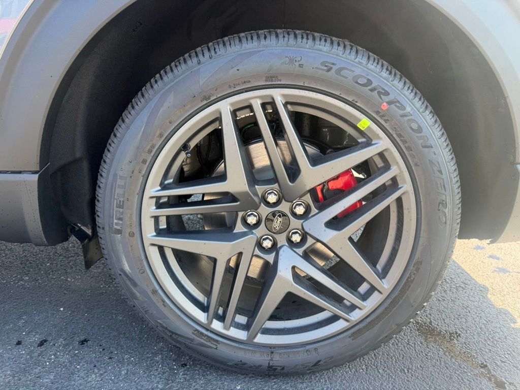 New 2026 Ford Explorer - photo 31