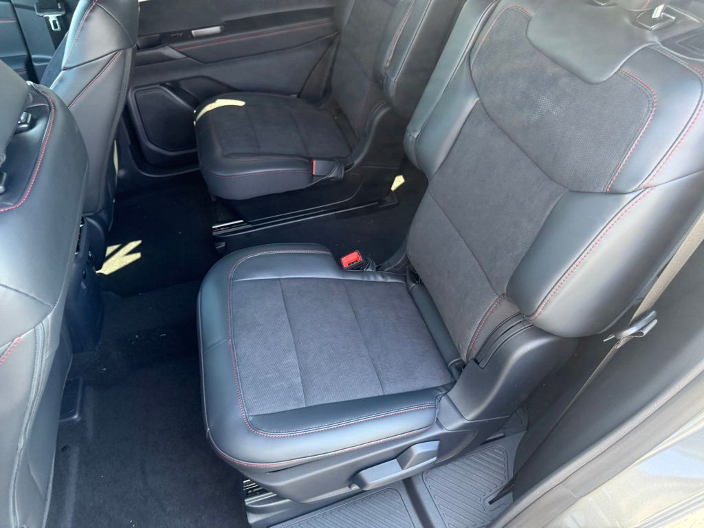 New 2026 Ford Explorer - photo 35