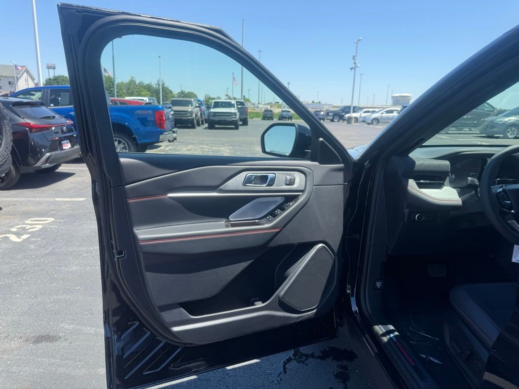 New 2026 Ford Explorer - photo 13