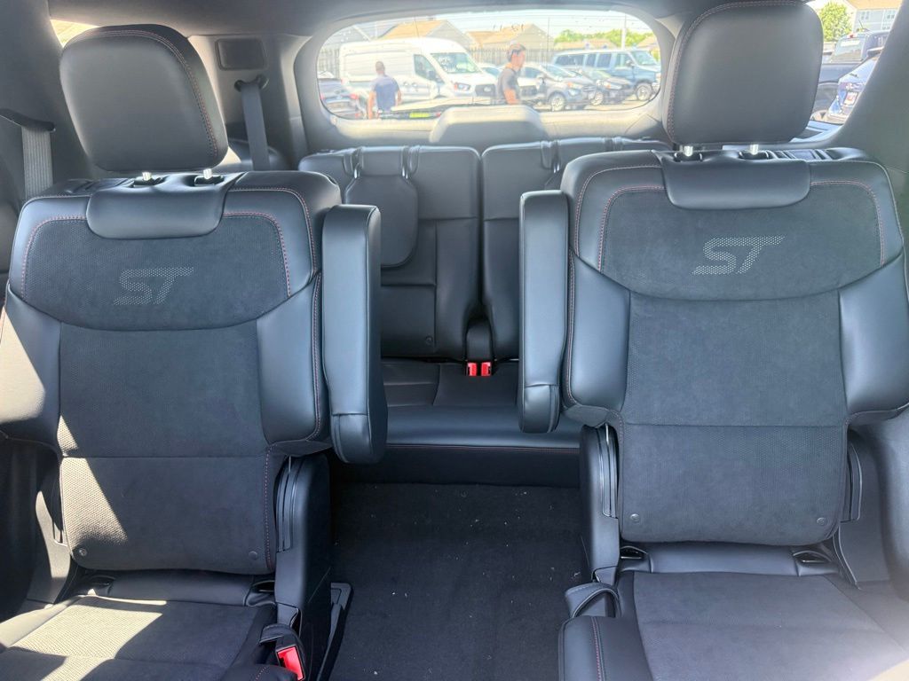 New 2026 Ford Explorer - photo 29