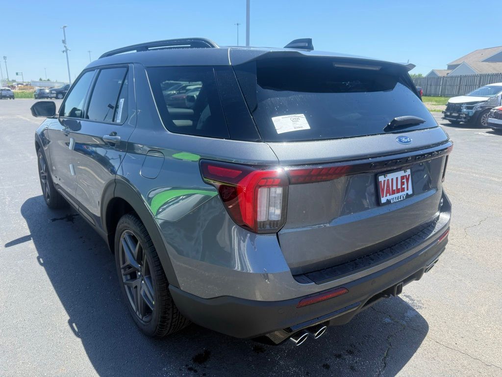 New 2026 Ford Explorer - photo 7