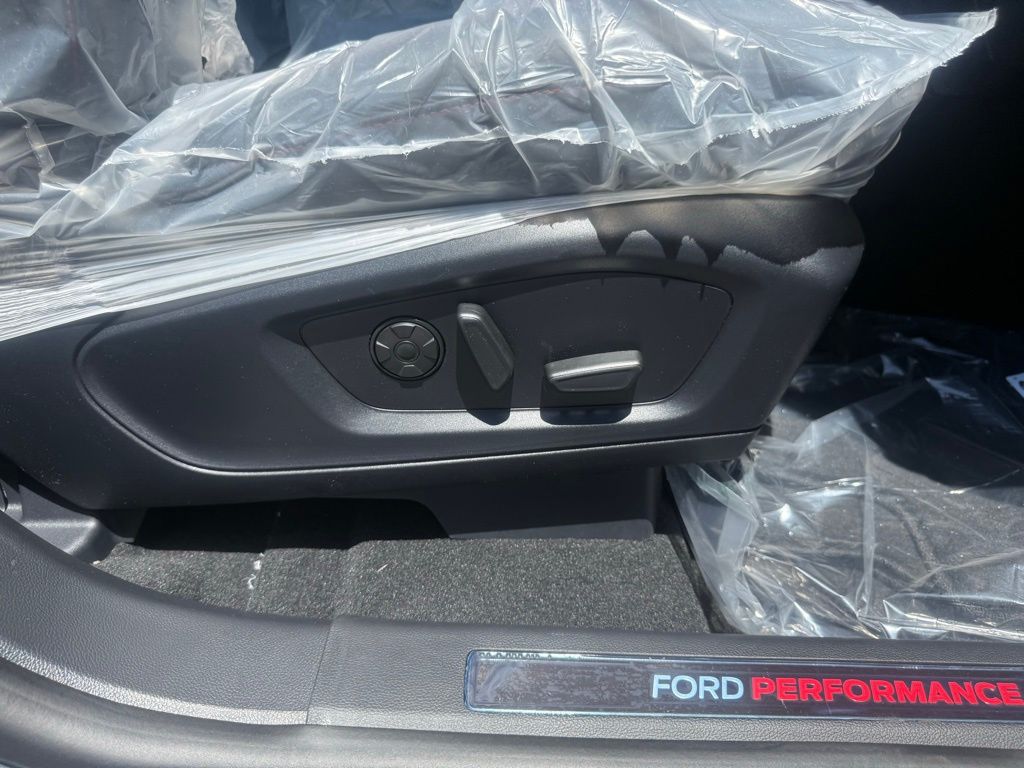 New 2026 Ford Explorer - photo 60