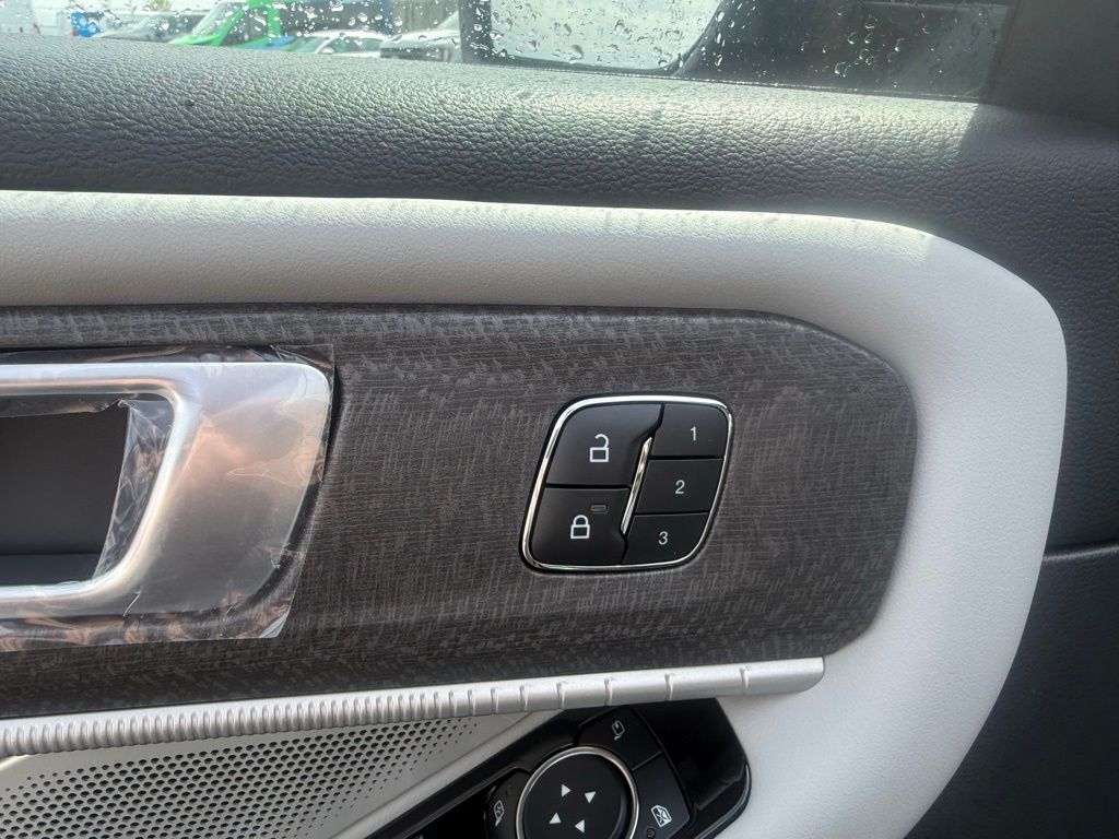 New 2026 Ford Explorer - photo 14