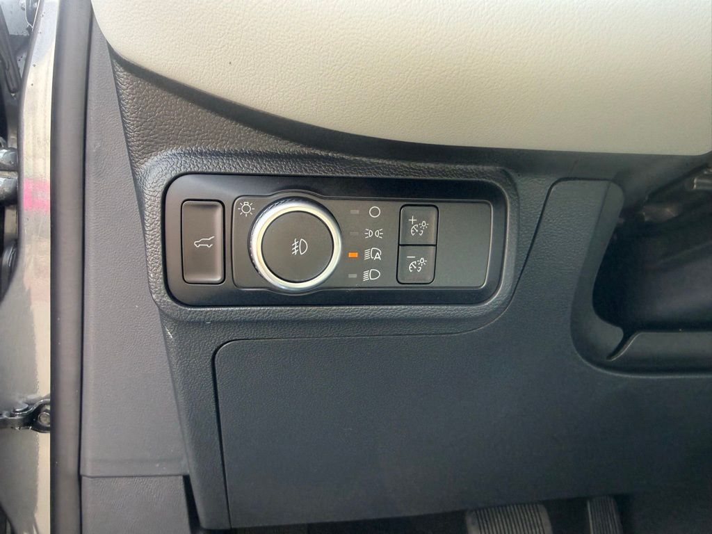 New 2026 Ford Explorer - photo 17