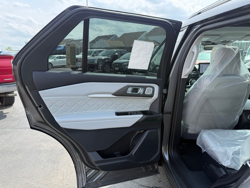 New 2026 Ford Explorer - photo 36