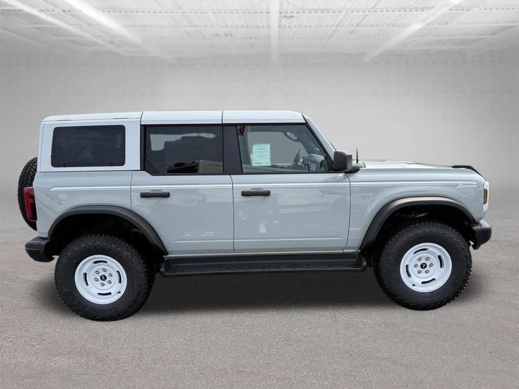 New 2026 Ford Bronco - photo 2